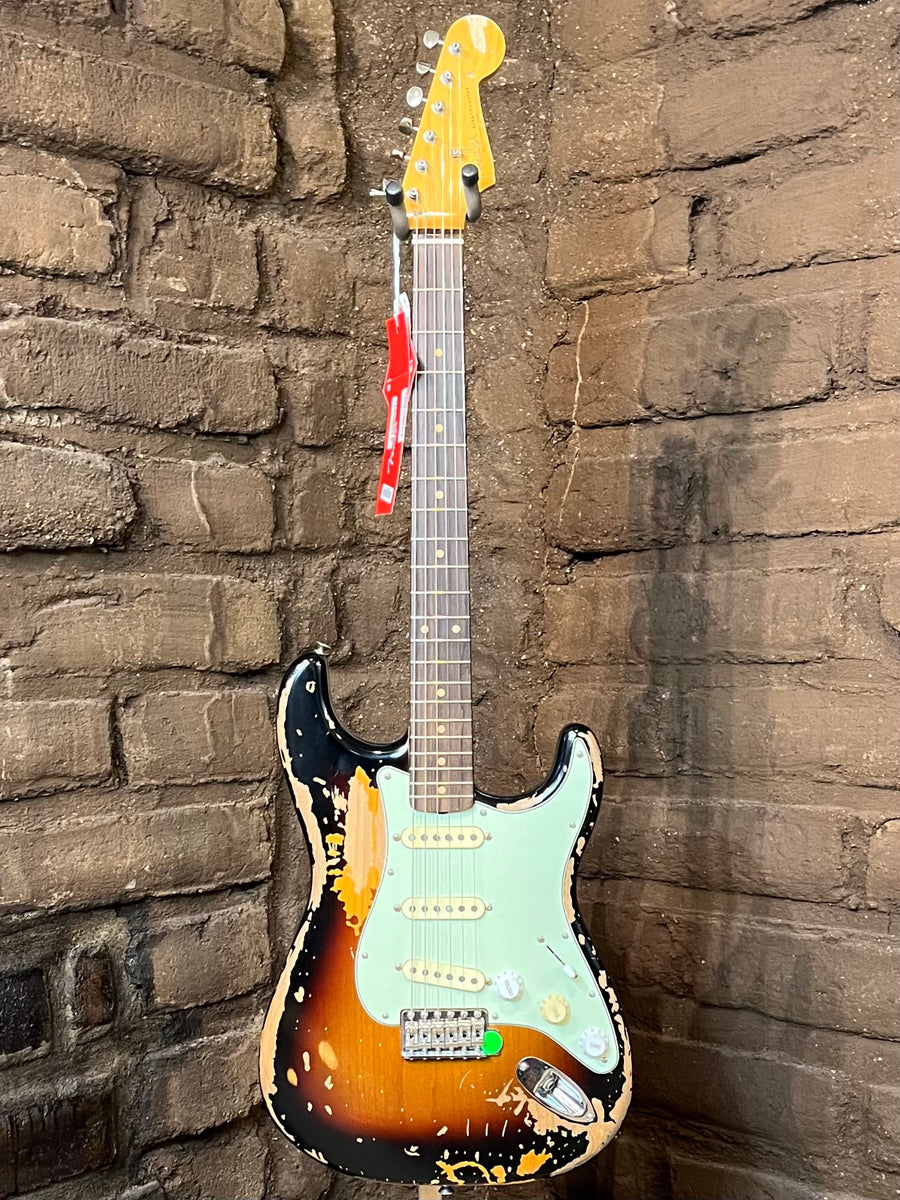 Fender_Mike_McCready_Stratocas