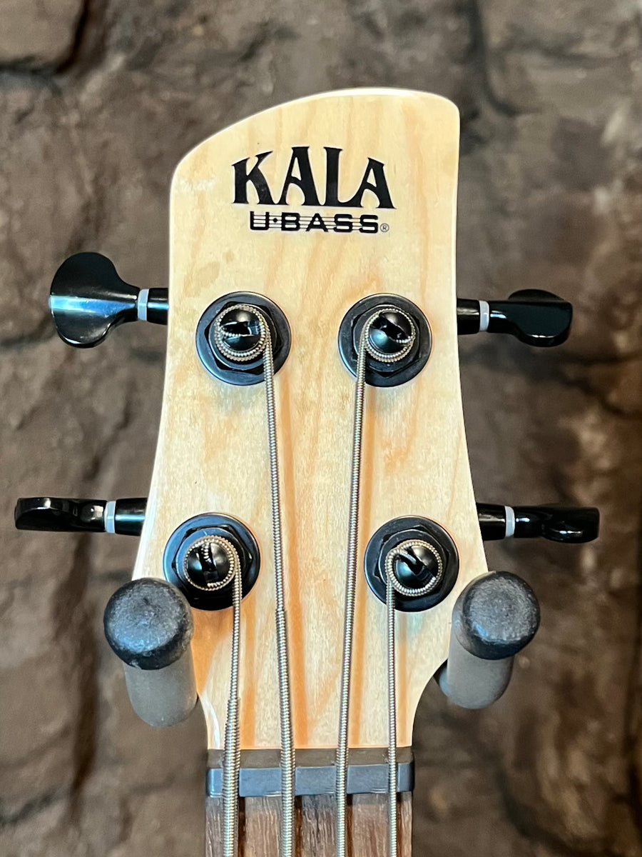 Kala Solid Body U-Bass, 5 cordes, livré avec housse - Tobacco Burst
