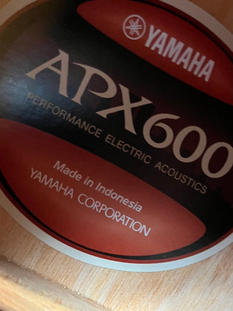 Yamaha APX600 Natural (New)
