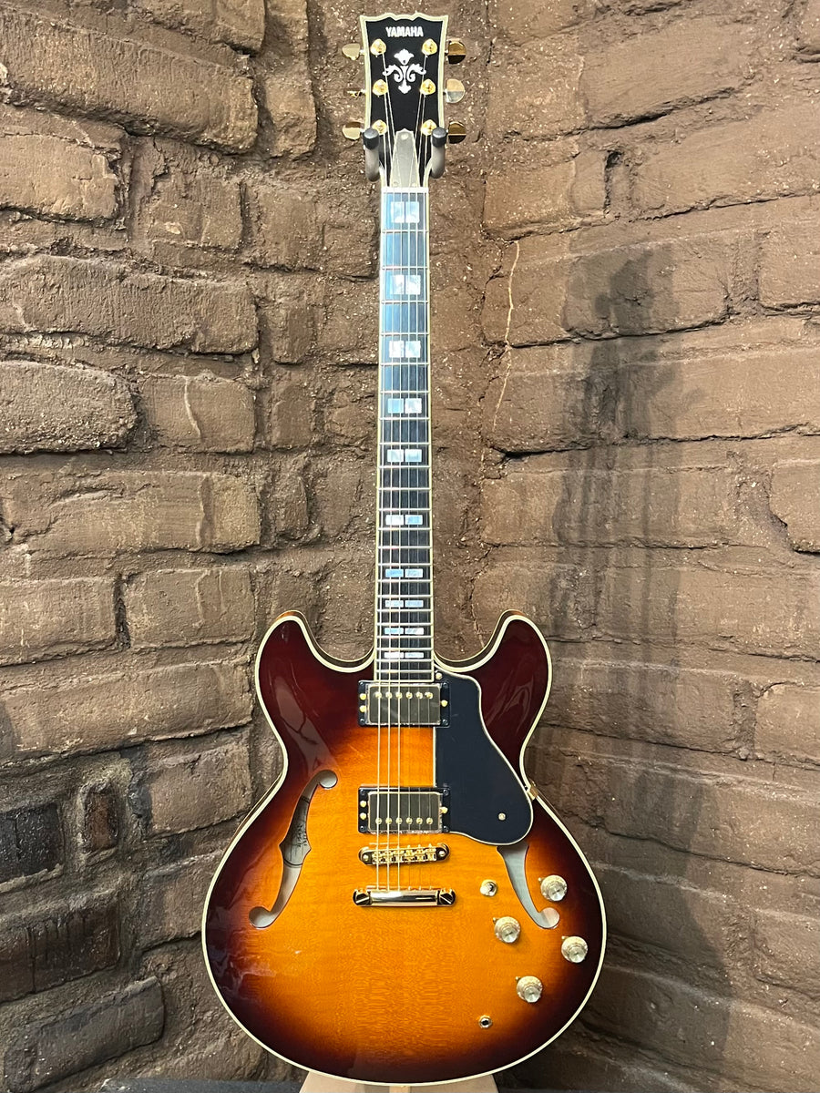 YAMAHA SA-2200 (VS) Bigsby付き ギター