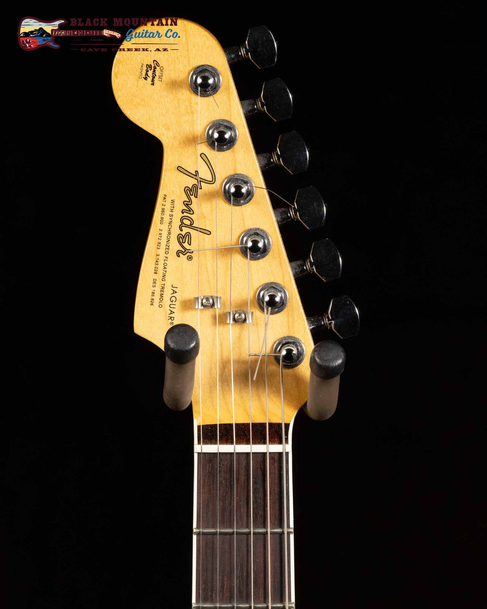 fender  cobain jaguar 今週まで出品 Fender Kurt Cobain Jaguar - 3-Color Sunburst Left-Handed (Used