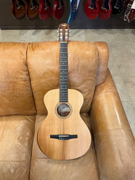 Taylor Academy 12e-N- Spruce Top (New)