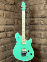 
              EVH Wolfgang Special, Satin Surf Green
            