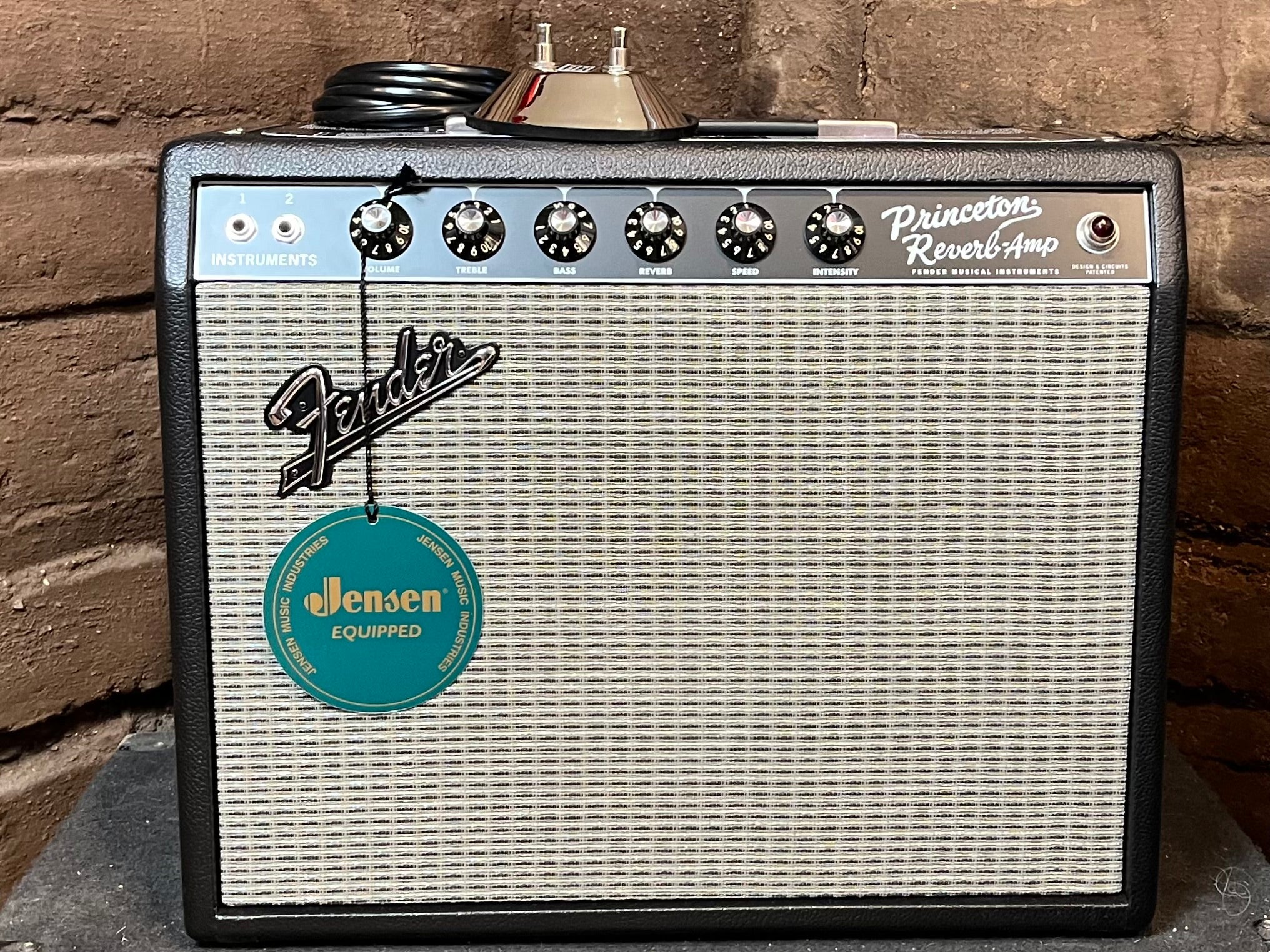 【Fender】    ’ 65 Princeton Reverb Amazon.com: Fender 65 Princeton Reverb Guitar Amplifier