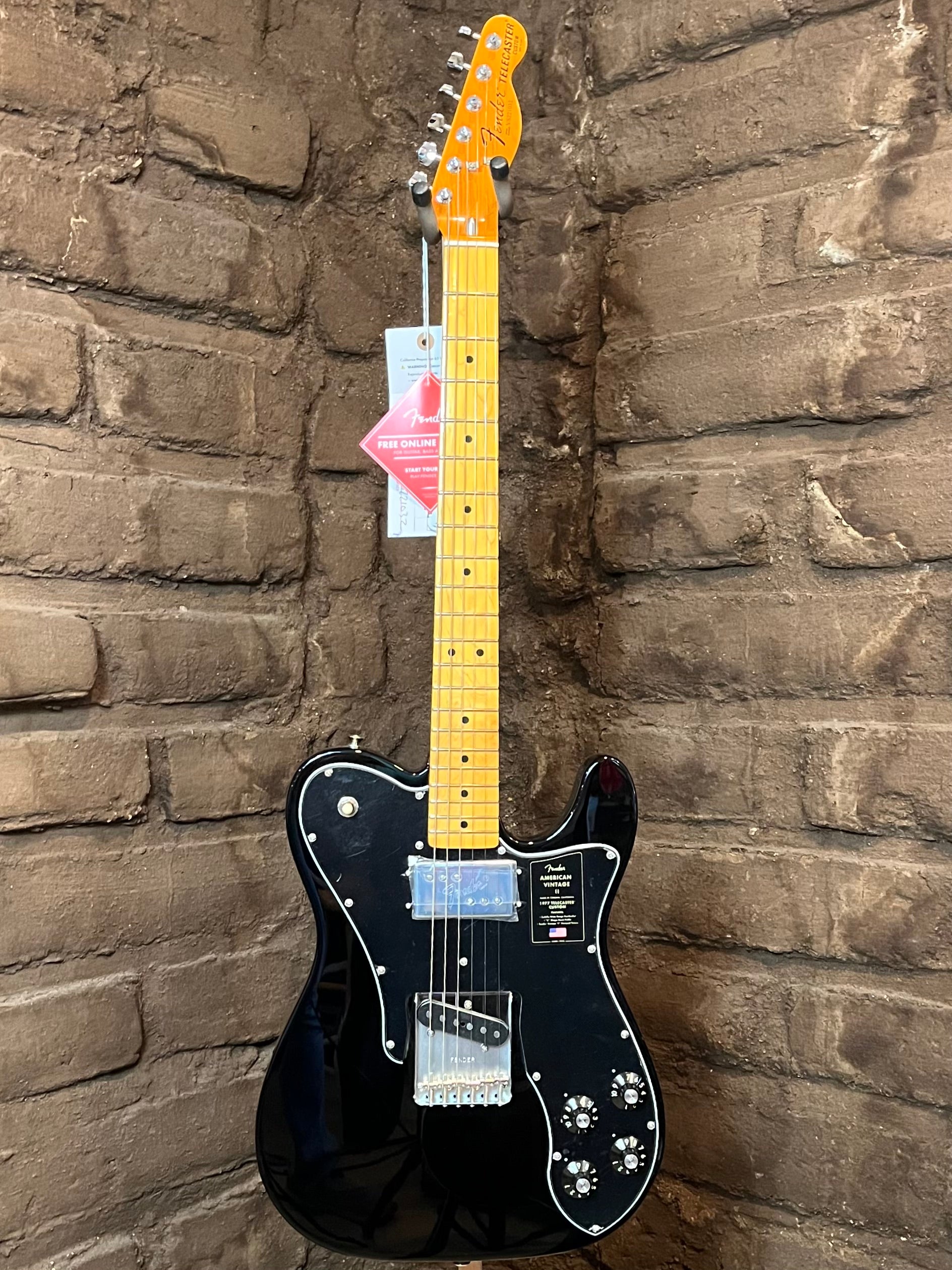 Fender American Vintage II 1977 Telecaster Custom New