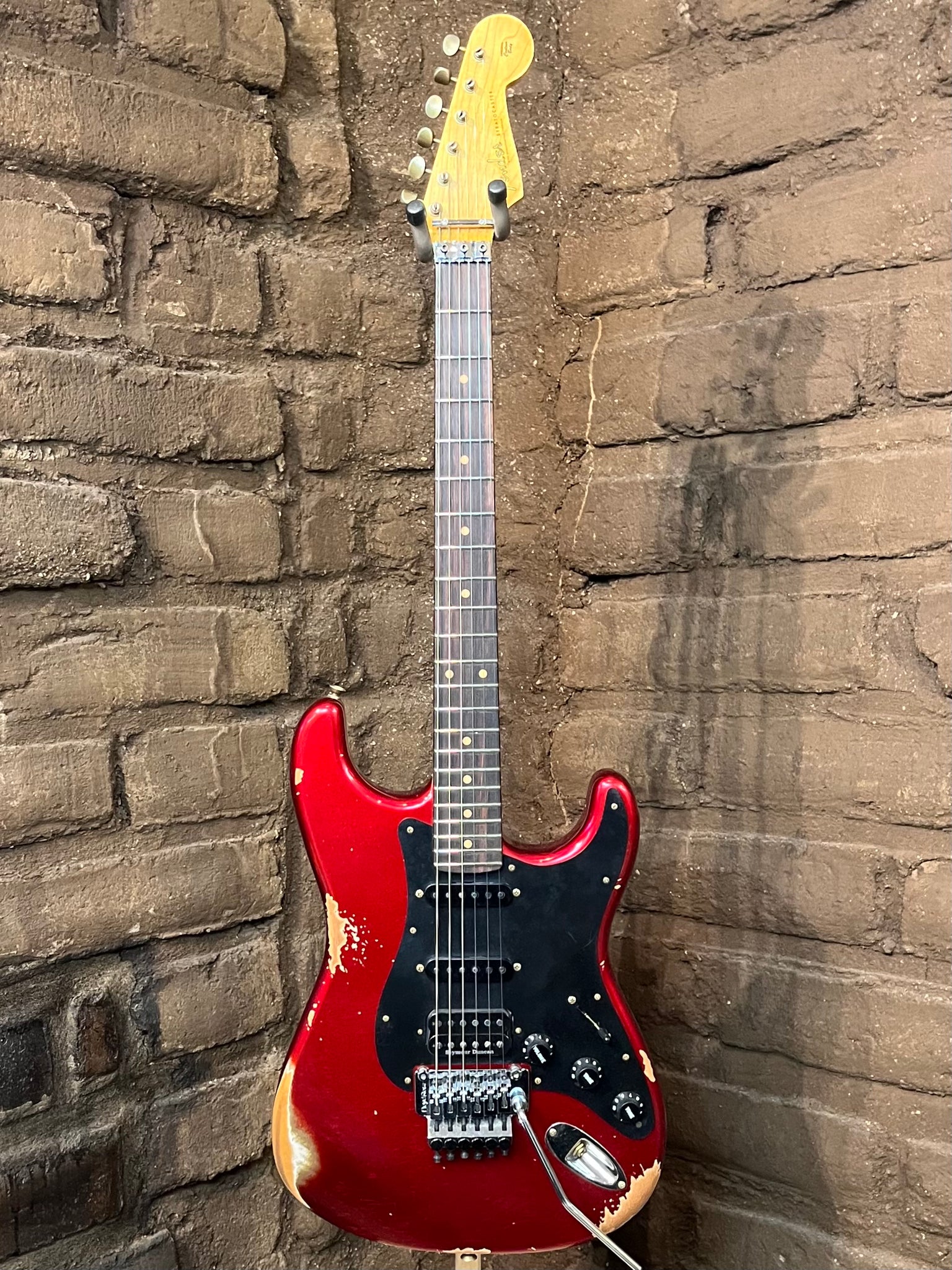 Fender Custom Shop 60 s Stratocaster HSS Floyd Rose Heavy Relic Cand Black Mountain Guitar Co