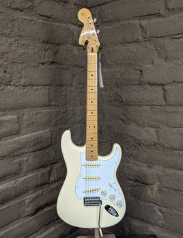 Fender Jimi Hendrix Stratocaster - Olympic White with Maple Fingerboard (Used)
