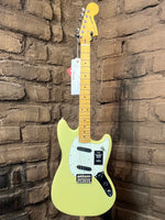 
              Fender Player II Mustang Hialeah Yellow (New)
            