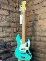 
              Fender Player Jazz Bass - Sea Foam Green (New)
            