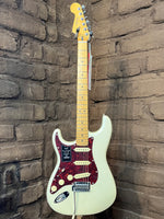 
              Fender Player Plus Stratocaster Left-Hand Olympic Pearl
            