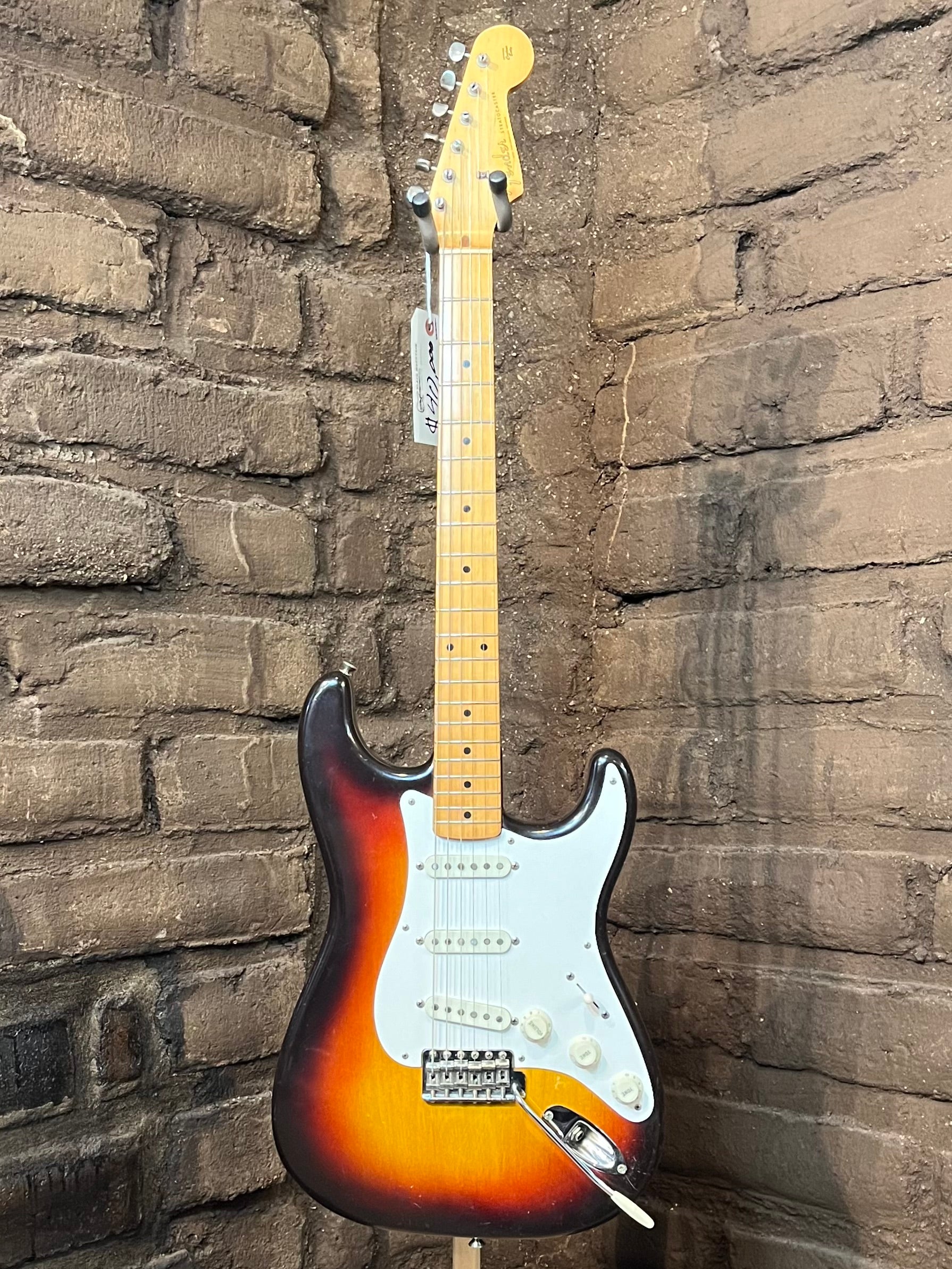 Fender_Stratocaster_-_1959.jpg