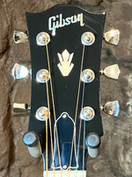 
              Gibson Dove Ebony Custom Shop
            