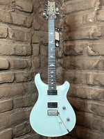 
              PRS CE 24 Antique White with a Satin Black Neck (New)
            