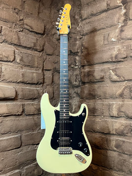Godin LERXST Limelight Cream w/Vega Trem - #38/50 Signed by Alex Lifeson