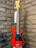 
              Fender Player II Precision Bass - Coral Red
            