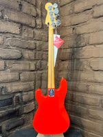 
              Fender Player II Precision Bass - Coral Red
            