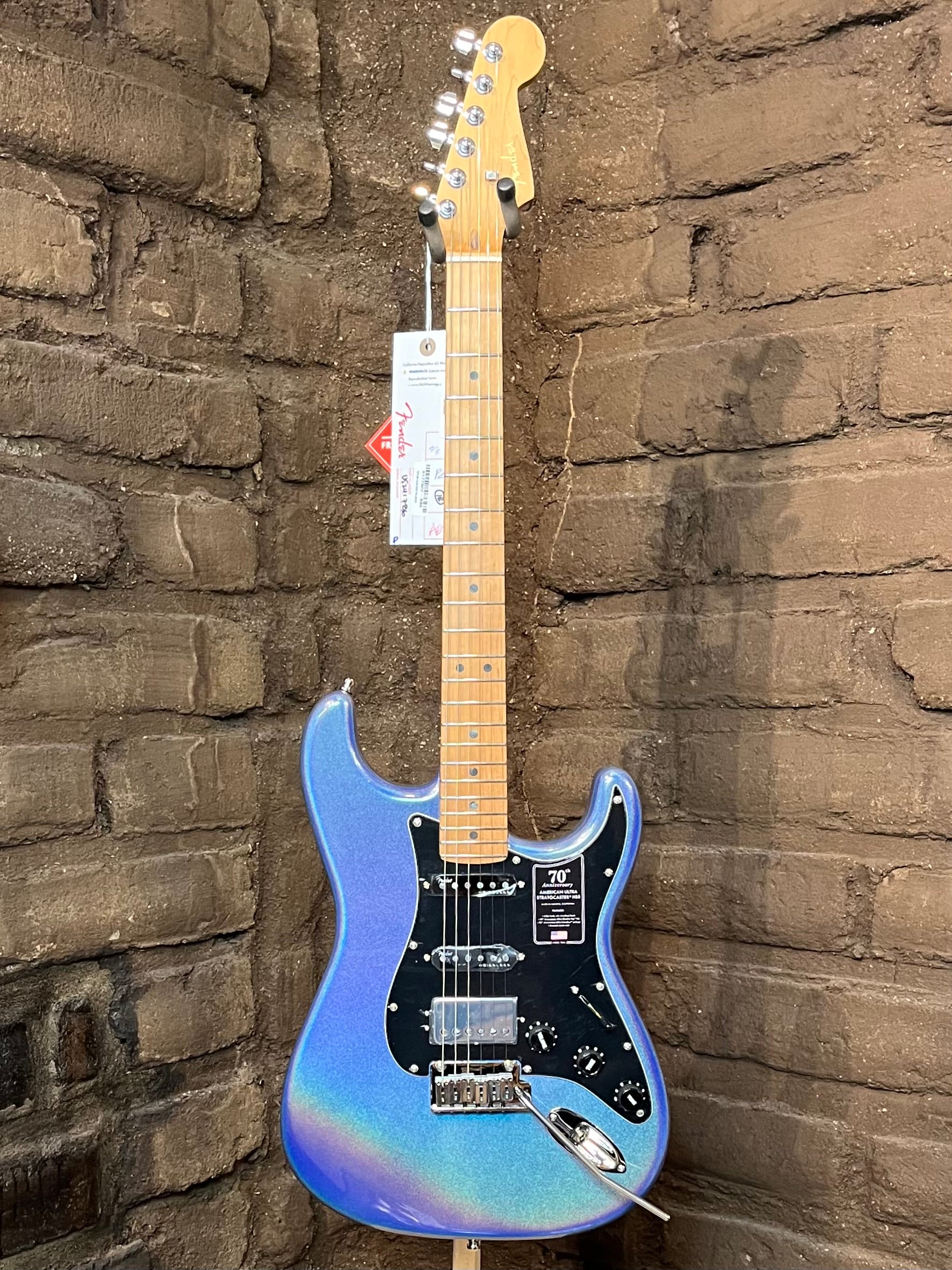 Fender フェンダー70th AnniversaryStratocaster Fender 70th Anniversary Stratocaster Release Info | Hypebeast