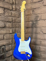 
              Fender Custom Shop Limited Edition 70th Anniversary Stratocaster NOS Aged Bright Sapphire Metallic (New)
            