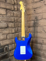 
              Fender Custom Shop Limited Edition 70th Anniversary Stratocaster NOS Aged Bright Sapphire Metallic (New)
            