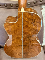 
              Martin Custom Shop 0-28 Adirondack Spruce Bastogne Walnut (new arrival)
            