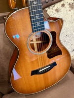 
              Taylor 512ce 12-Fret - Torrefied Spruce (Used)
            