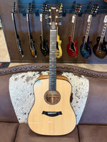 
              Taylor Legacy K10 LTD - Hawaiian Koa (New)
            