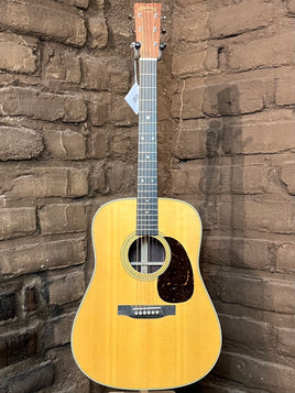 Martin D-28 (New)