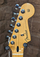 
              Fender Player II Modified Stratocaster, Maple Fingerboard - 3 Tone Sunburst (New)
            