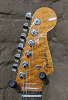 
              Fender Custom Shop American Custom Stratocaster NOS - Aged Amber Natural (New)
            