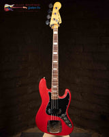 
              Fender Jazz Bass (1970s)
            
