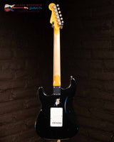 
              Fender Custom Shop 1960 Stratocaster Flame AAA Rosewood Neck Relic- Black Paint Over Lake Placid Blue (New)
            