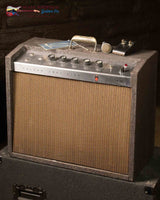 
              Gibson 1964 SG & Falcon Amp Collection
            