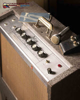 
              Gibson 1964 SG & Falcon Amp Collection
            
