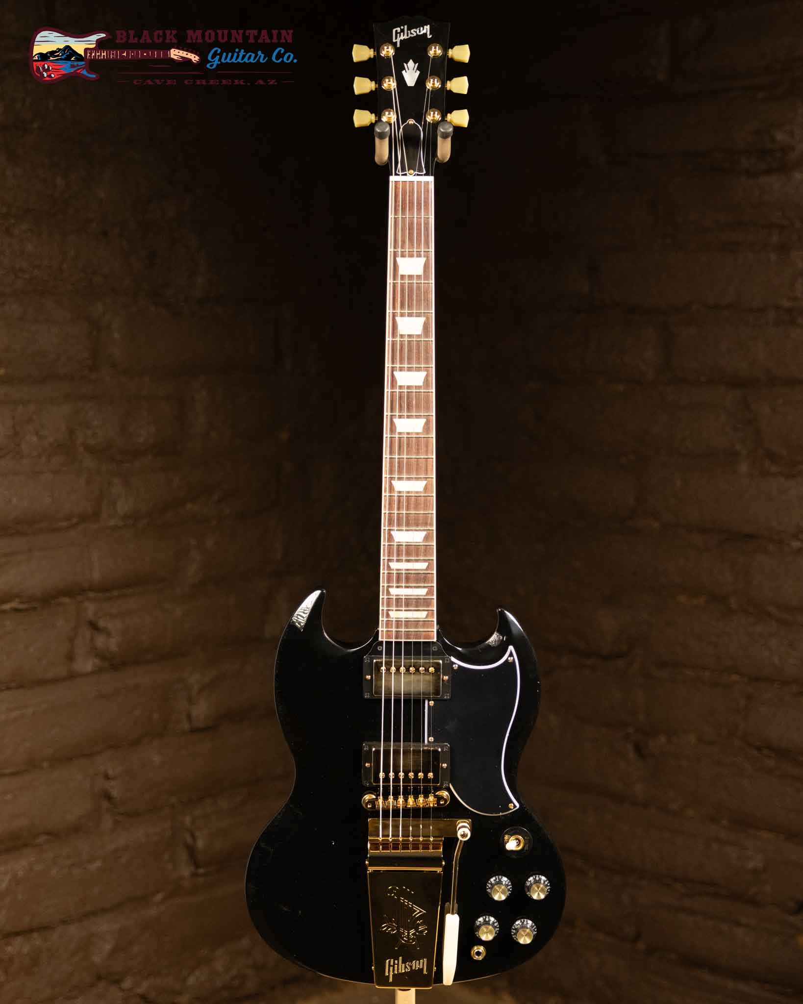 Gibson SG Standard '61 Maestro Vibrola, Ebony with Gold hardware