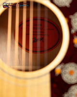 
              Gibson SJ-200 Original, Antique Natural (new)
            