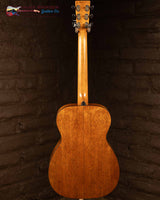 
              Martin 00-18 Standard Series (New)
            