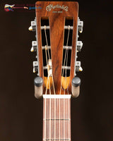 
              Martin Custom Shop 00 Grand Concert - 12-Fret Cutaway (New)
            