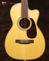 
              Martin Custom Shop 0-28 Adirondack Spruce Bastogne Walnut (new)
            