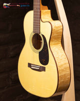 
              Martin Custom Shop 00-12 Fret Cutaway Italian Alpine Spruce Quilted Maple Back and Sides (New) REVERB
            