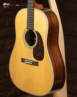 
              Martin Custom Shop D-28 12-Fret - Spruce (Used) serial #2989389
            