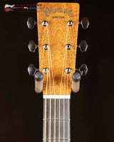 
              Martin D-18 Custom Shop Natural (new)
            
