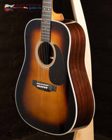 
              Martin Standard Series D-28-Gloss 1935 Sunburst (New)
            