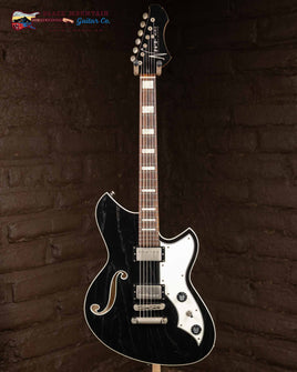 Novo Miris H2 Bull Black w/ Mono gig bag (used)