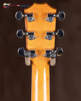 
              Taylor 615 Jumbo Vintage 1991 - Sitka Spruce/ Flame Maple Back & Sides
            