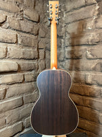 
              Larrivee 00-40 Indian Rosewood Legacy Series
            