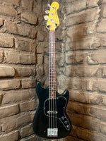 
              Fender MusicMaster Bass 77'-78'
            