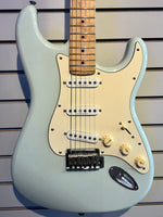 
              Fender Squier Stratocaster
            