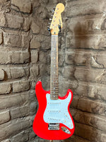 
              Fender 3/4 Size Squier Stratocaster
            