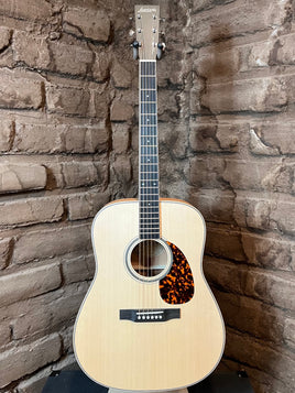 Larrivee D-40E Legacy Series (Stage Pro Element)
