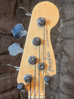 
              Fender P-Bass American
            